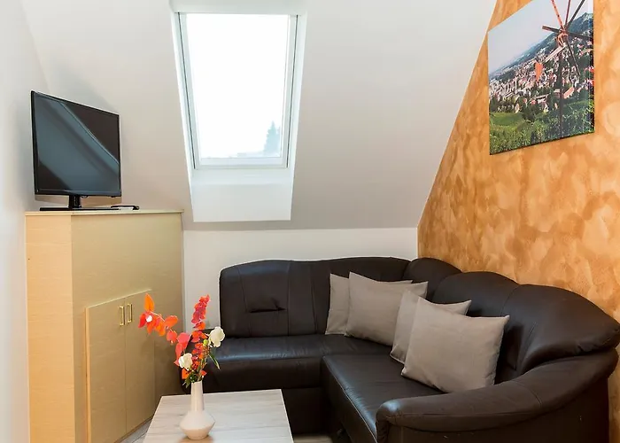 Kleindienst دويتشلاندزبرغ